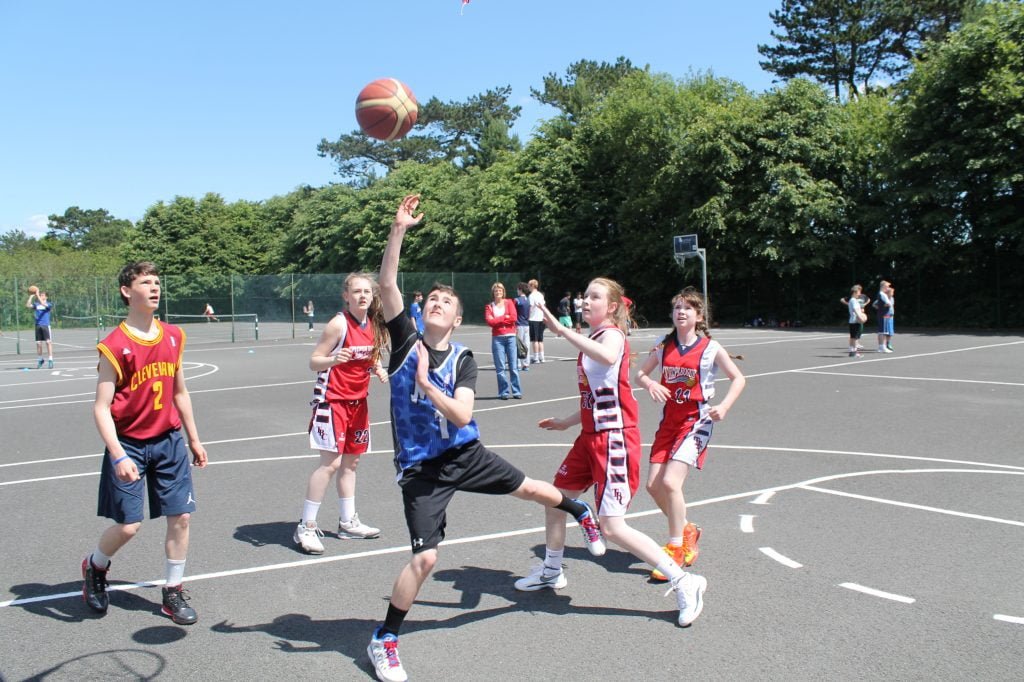 Basketball NI